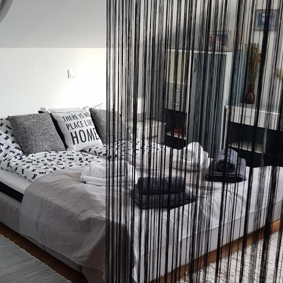 Apartman Atelier Karlovac Esterno foto