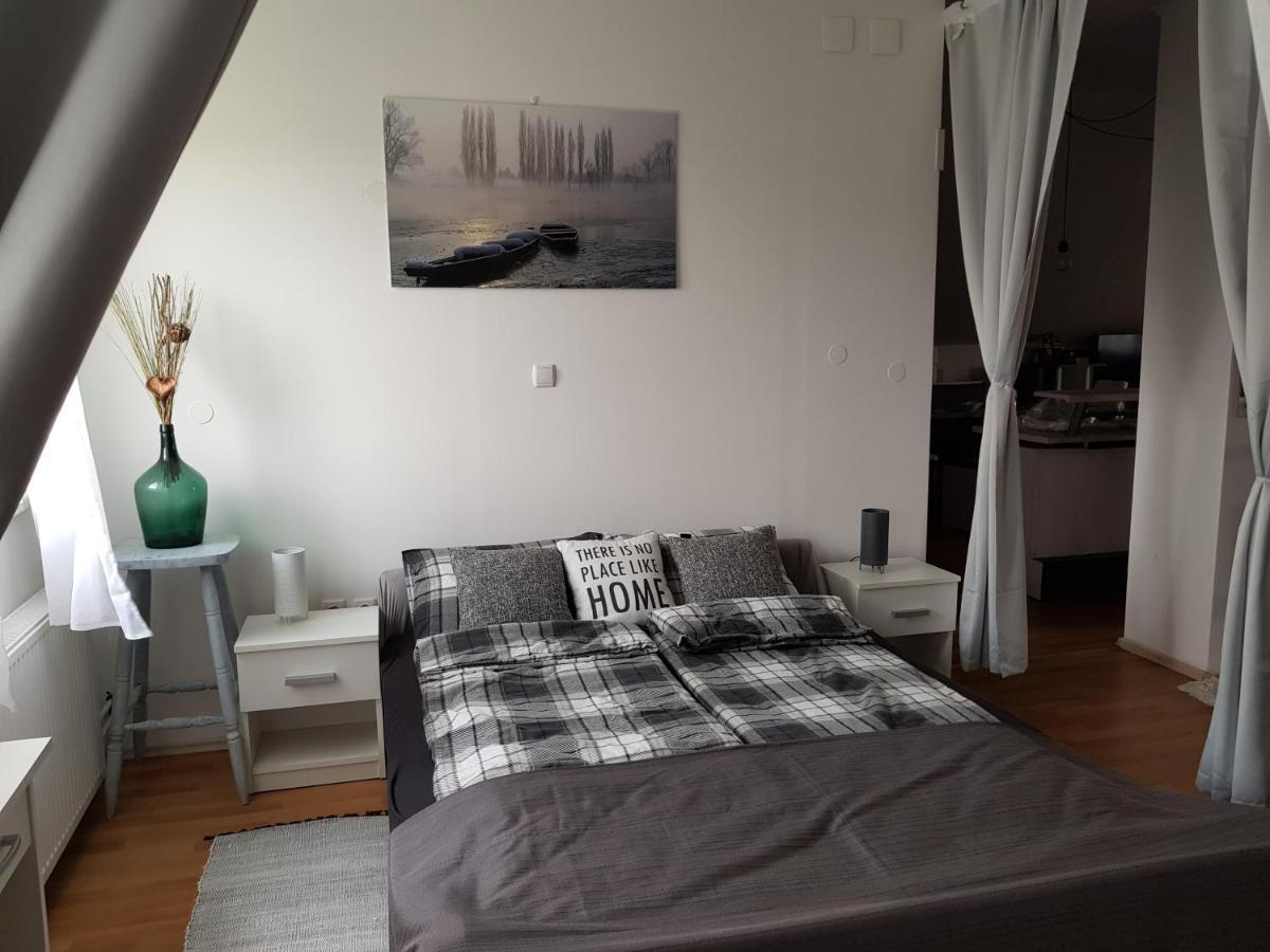 Apartman Atelier Karlovac Esterno foto